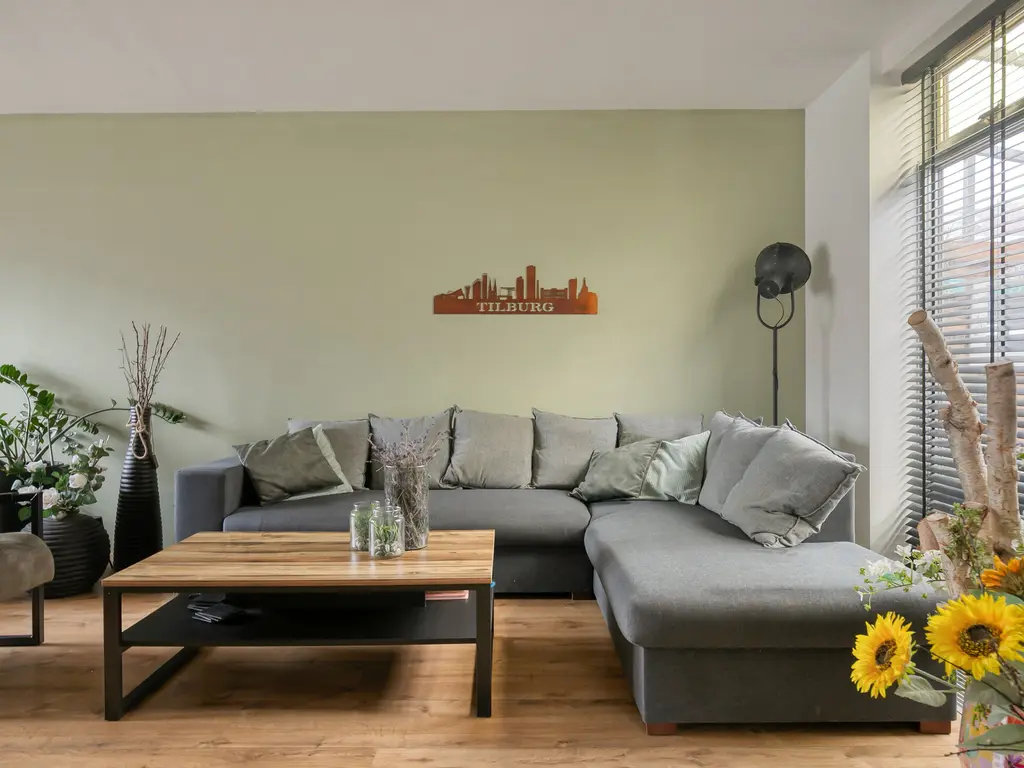 Kwaadeindstraat 100, TILBURG