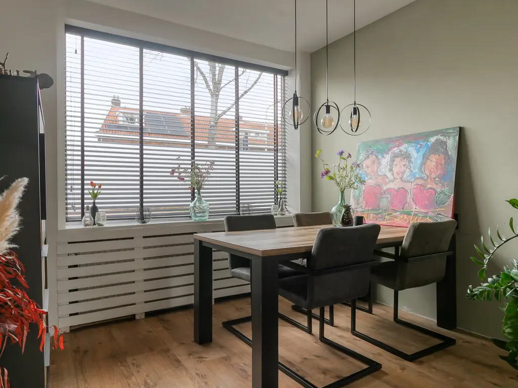 Kwaadeindstraat 100, TILBURG