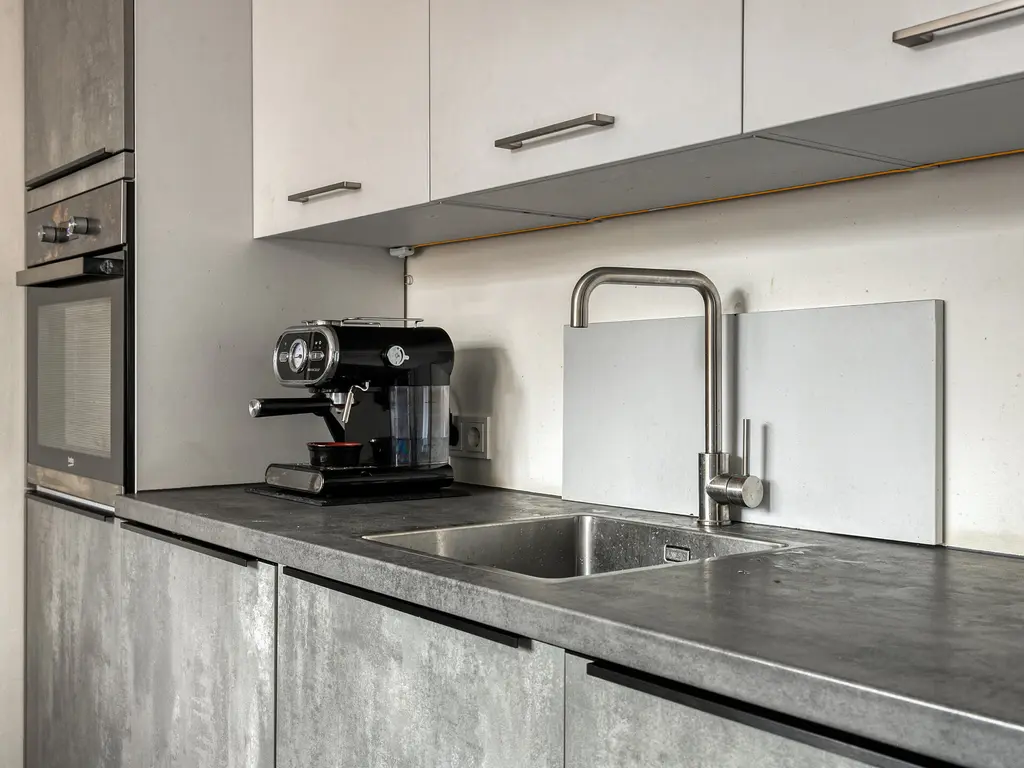 Kwaadeindstraat 100, TILBURG