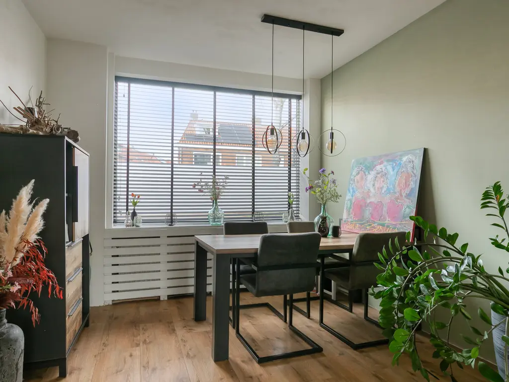 Kwaadeindstraat 100, TILBURG