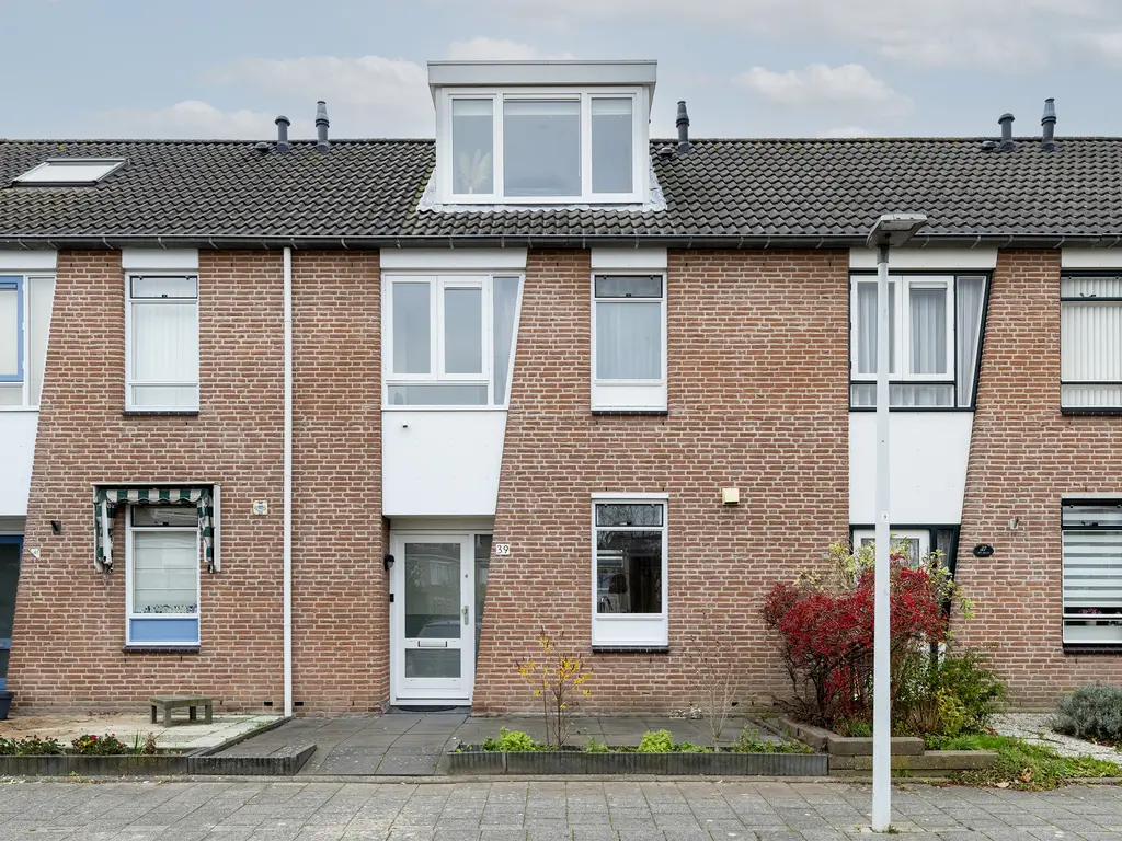 Griegplantsoen 39, BARENDRECHT