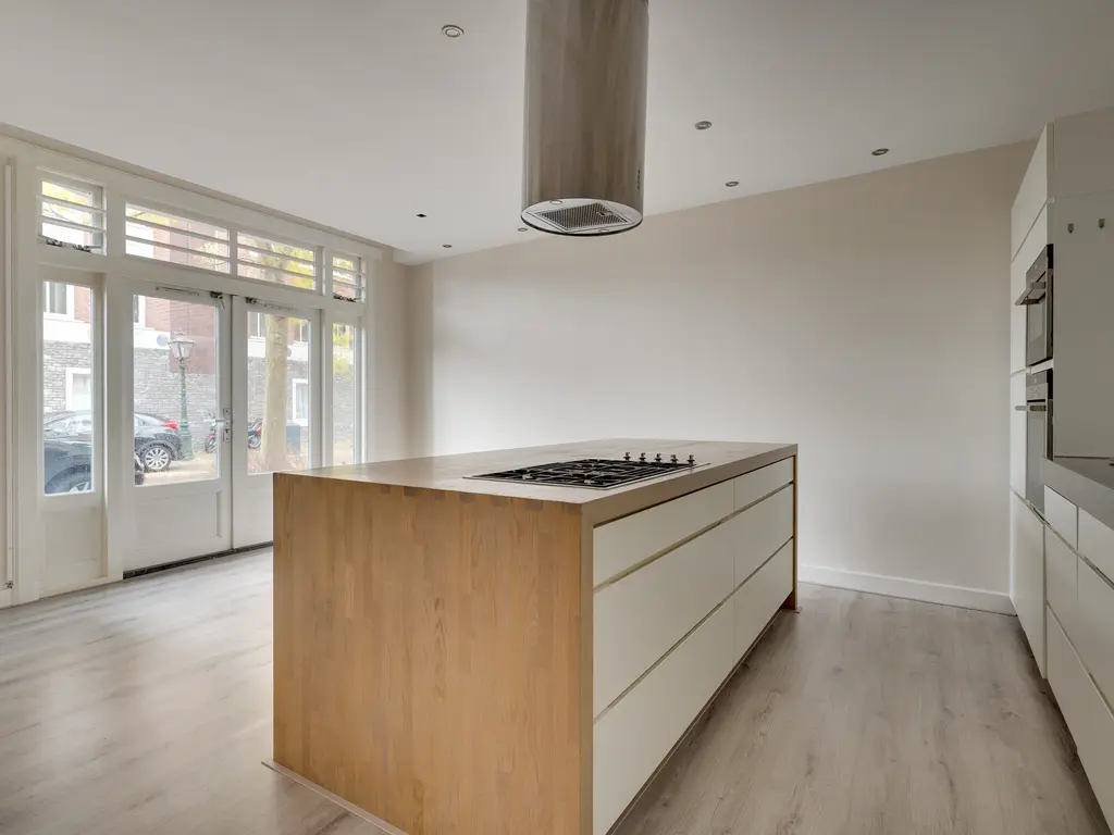 Kaiserstraat 32, Leiden