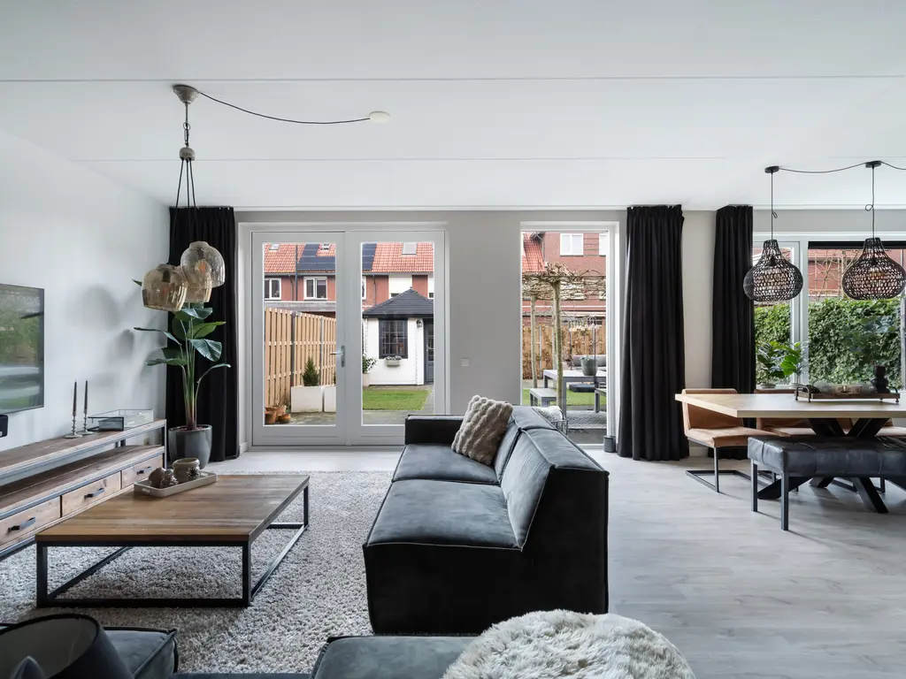 Zilvermijn 29, RHOON