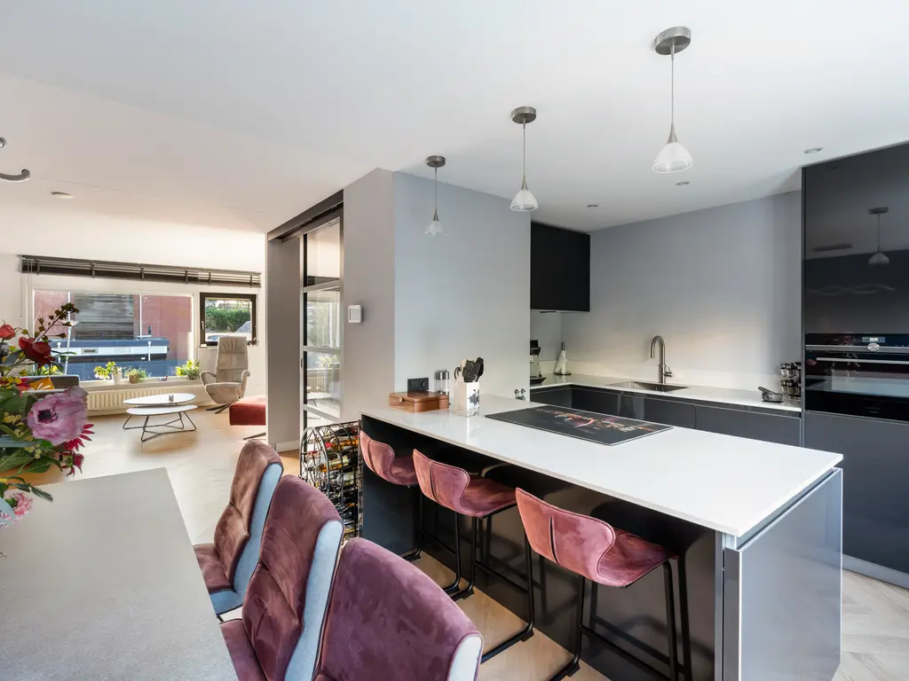 Hoofdweg 164C, ROTTERDAM