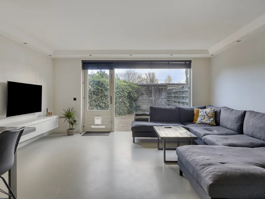 Riethovenerf 13, TILBURG