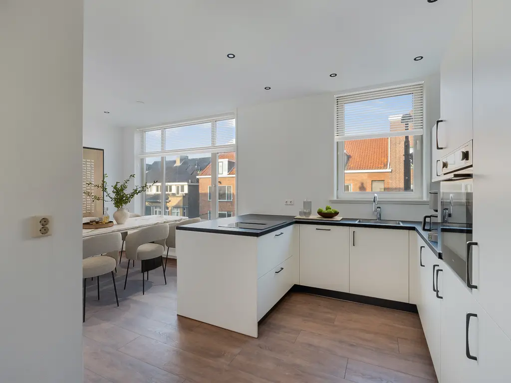 Straatweg 53A, ROTTERDAM