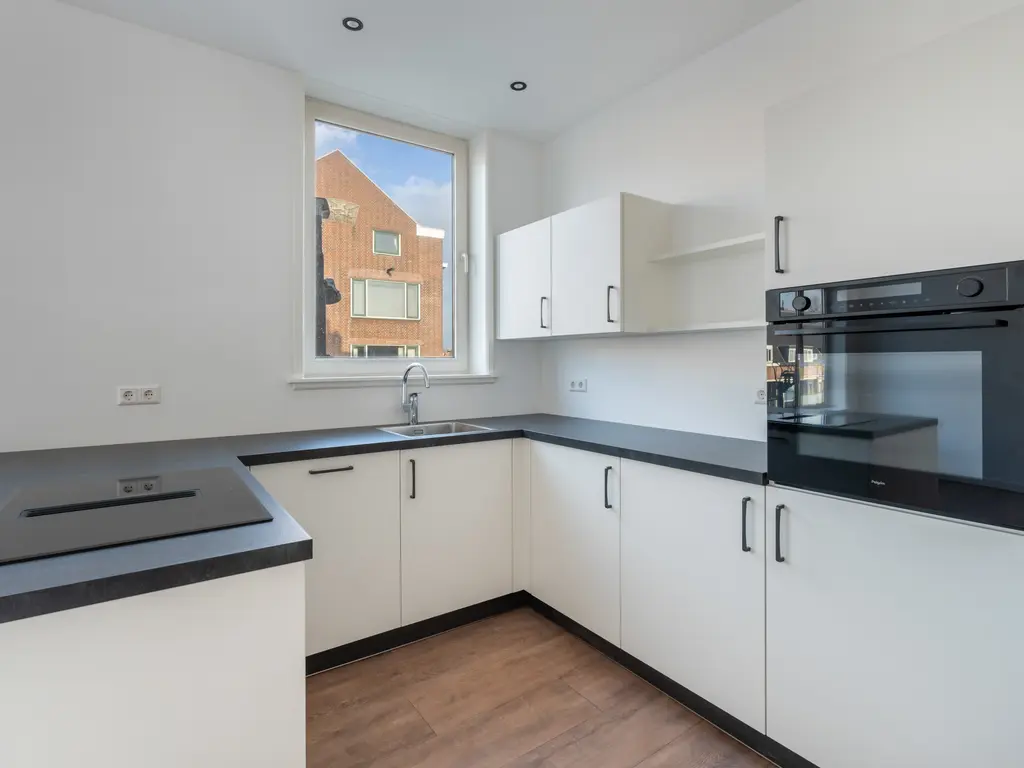 Straatweg 53A, ROTTERDAM