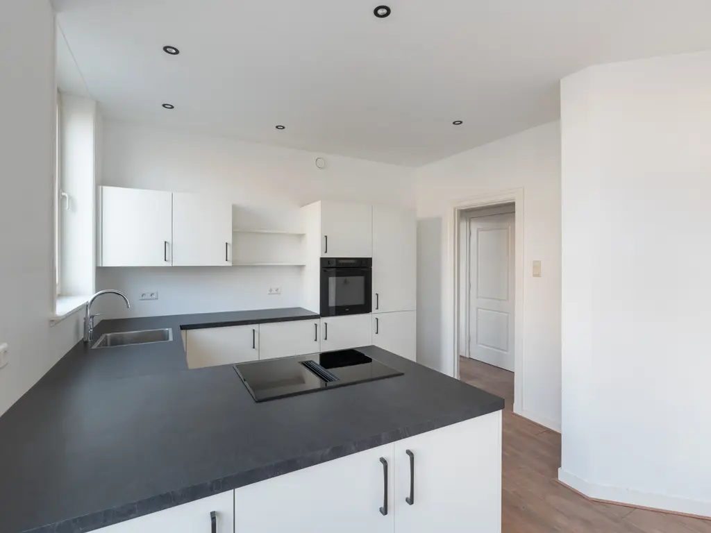 Straatweg 53A, ROTTERDAM