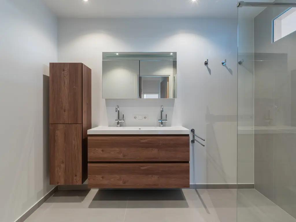 Straatweg 53A, ROTTERDAM