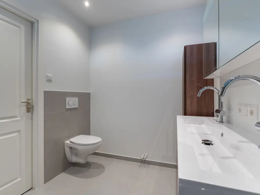 Straatweg 53A, ROTTERDAM