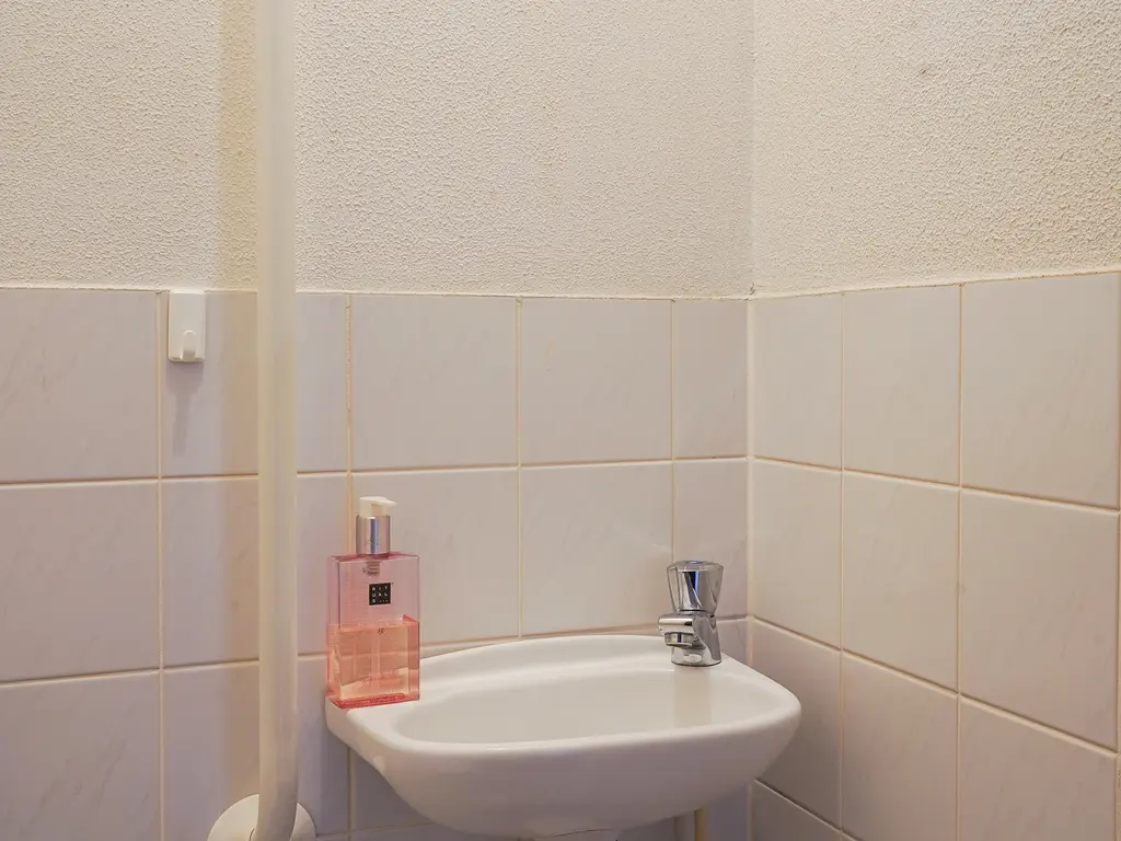 Dedemsvaartweg 1157, Den Haag