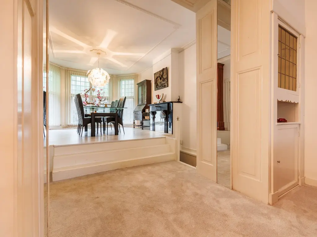 Hoge Rijndijk 237, Leiden