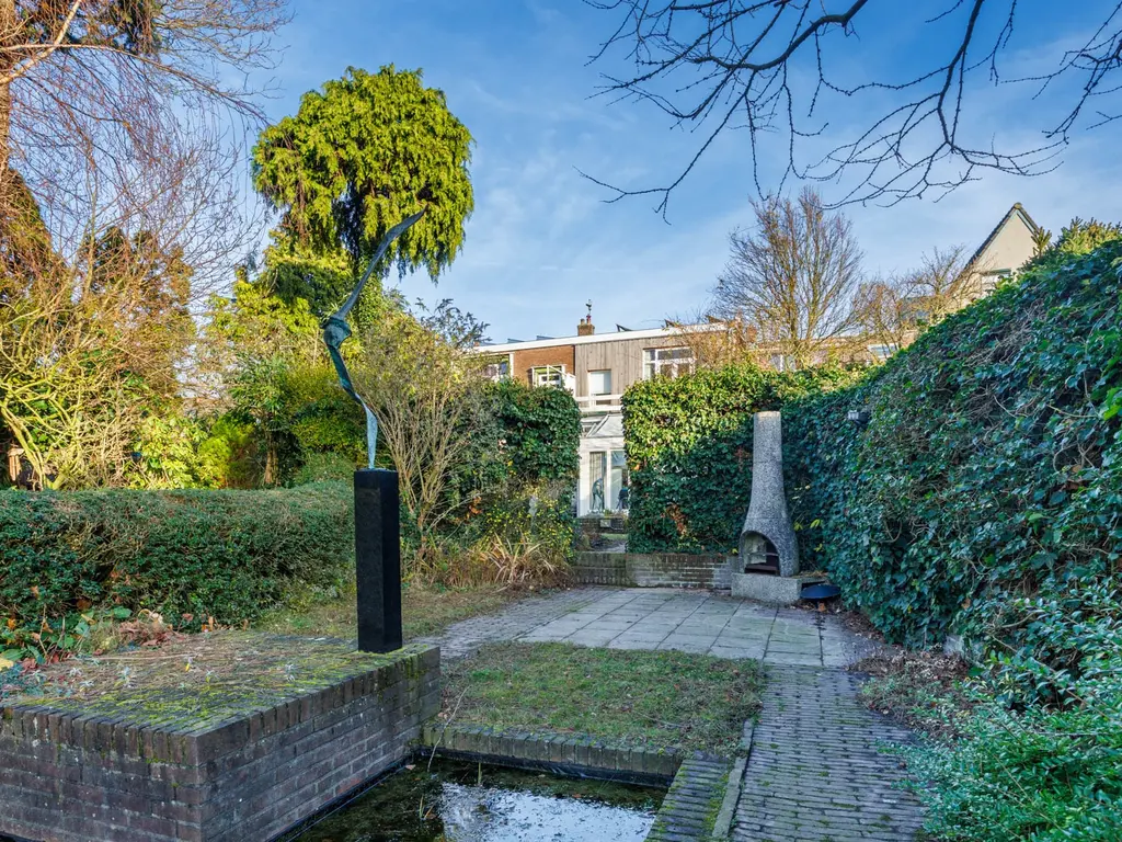 Hoge Rijndijk 237, Leiden