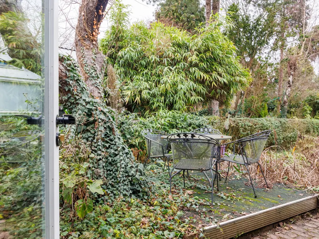 Hoge Rijndijk 237, Leiden