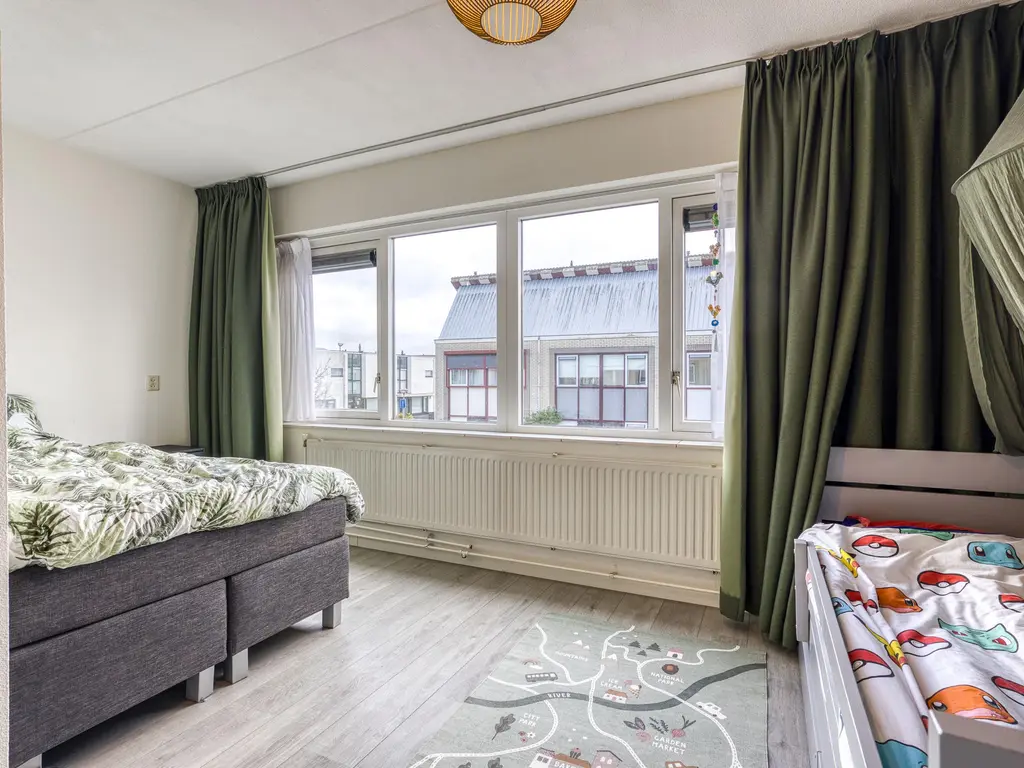 Cees Buddingh'hof 117, HOORN