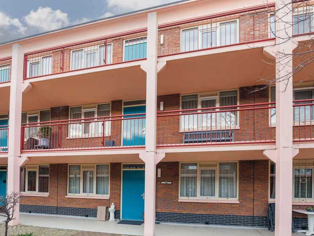 De Meij van Streefkerkstraat 92, Leiden