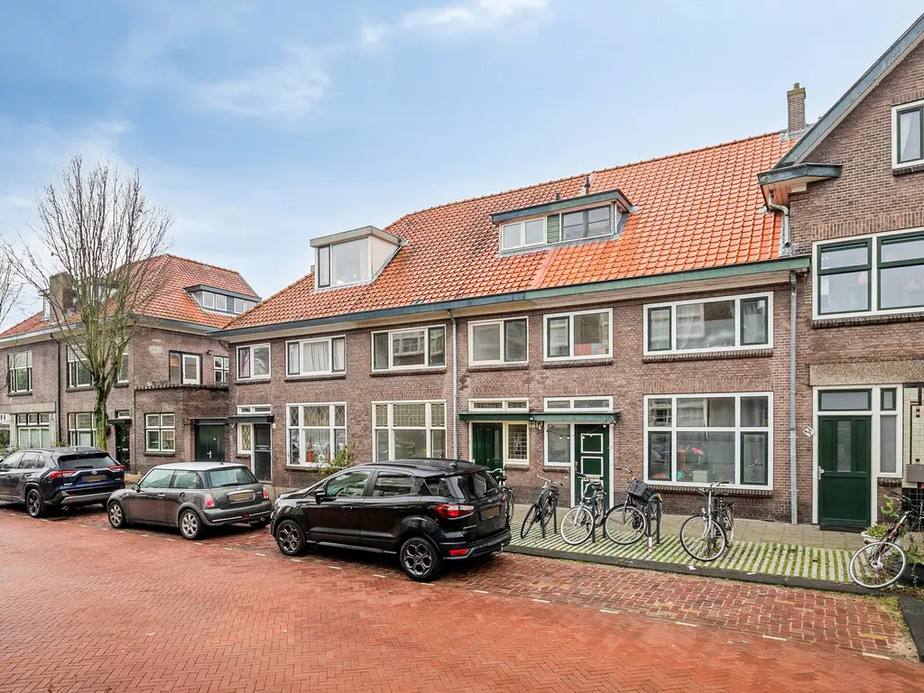 Lusthoflaan 1A, Leiden