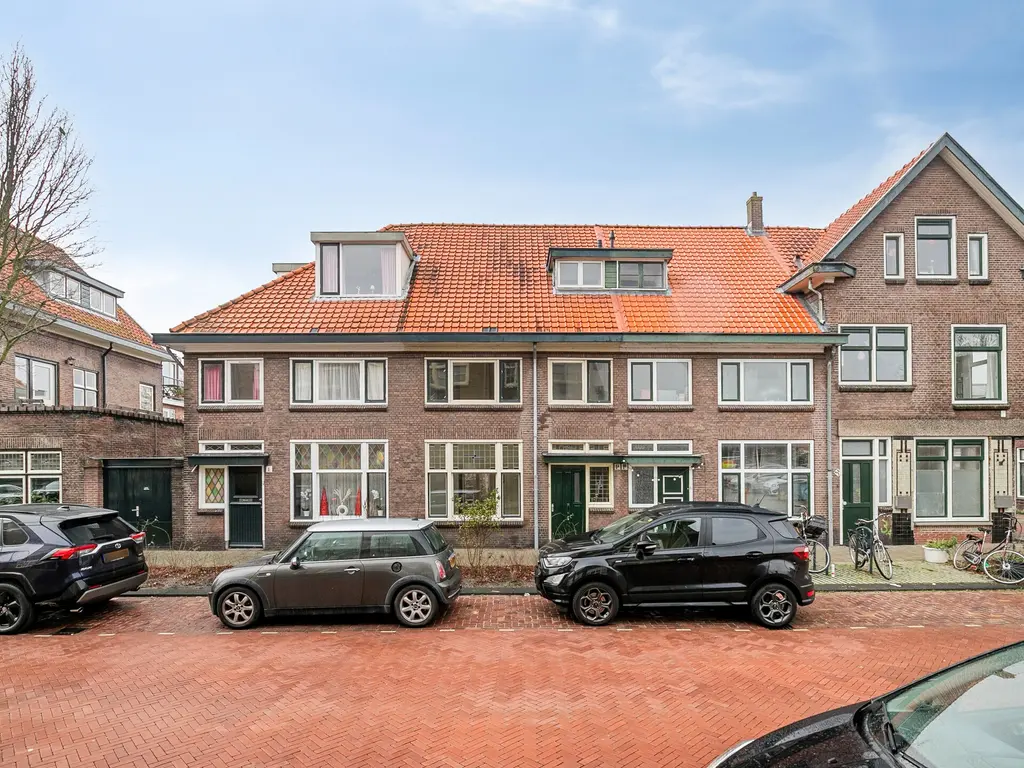 Lusthoflaan 1A, Leiden