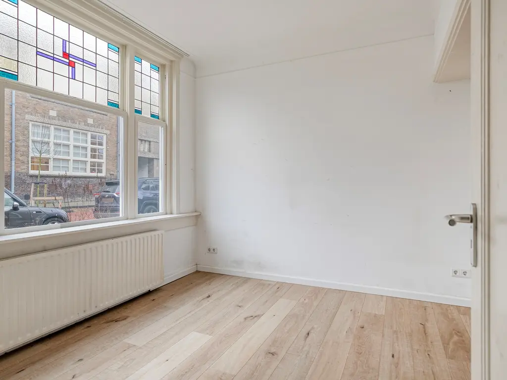 Lusthoflaan 1A, Leiden