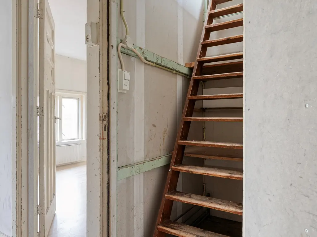 Lusthoflaan 1A, Leiden