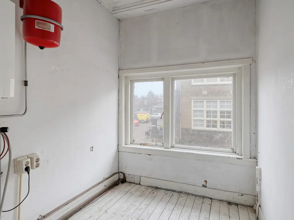 Lusthoflaan 1A, Leiden