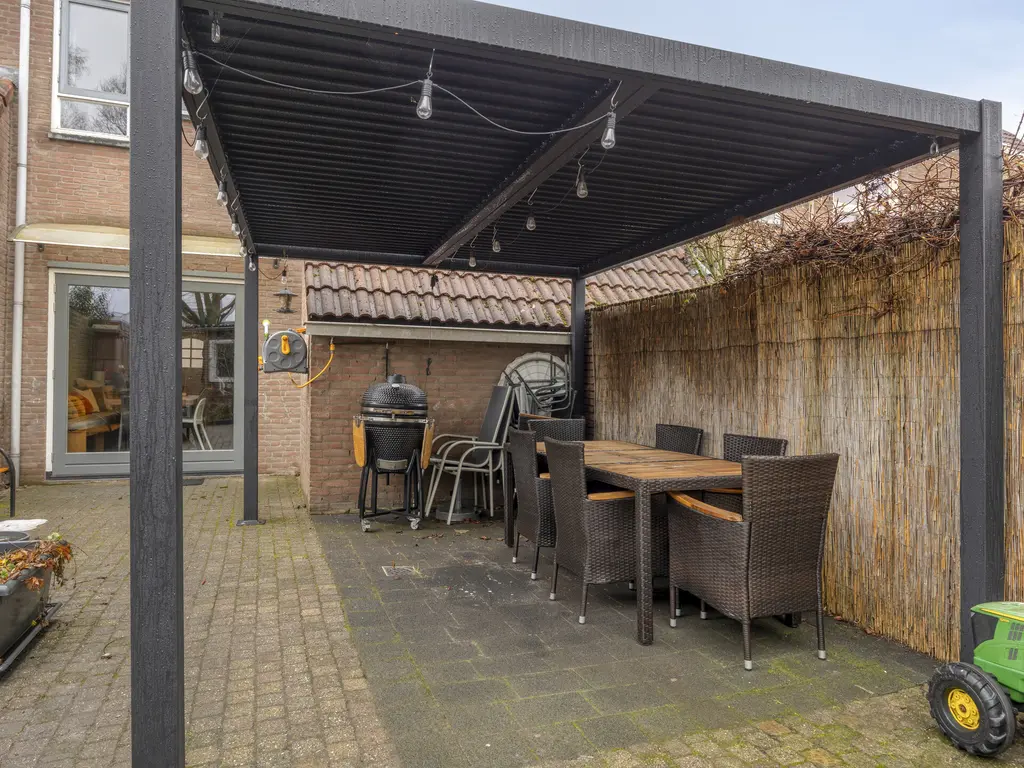 Binnenvaert 20, KAATSHEUVEL