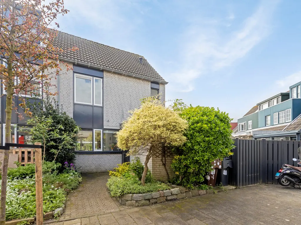 Truus van Lierpad 40, Leiden