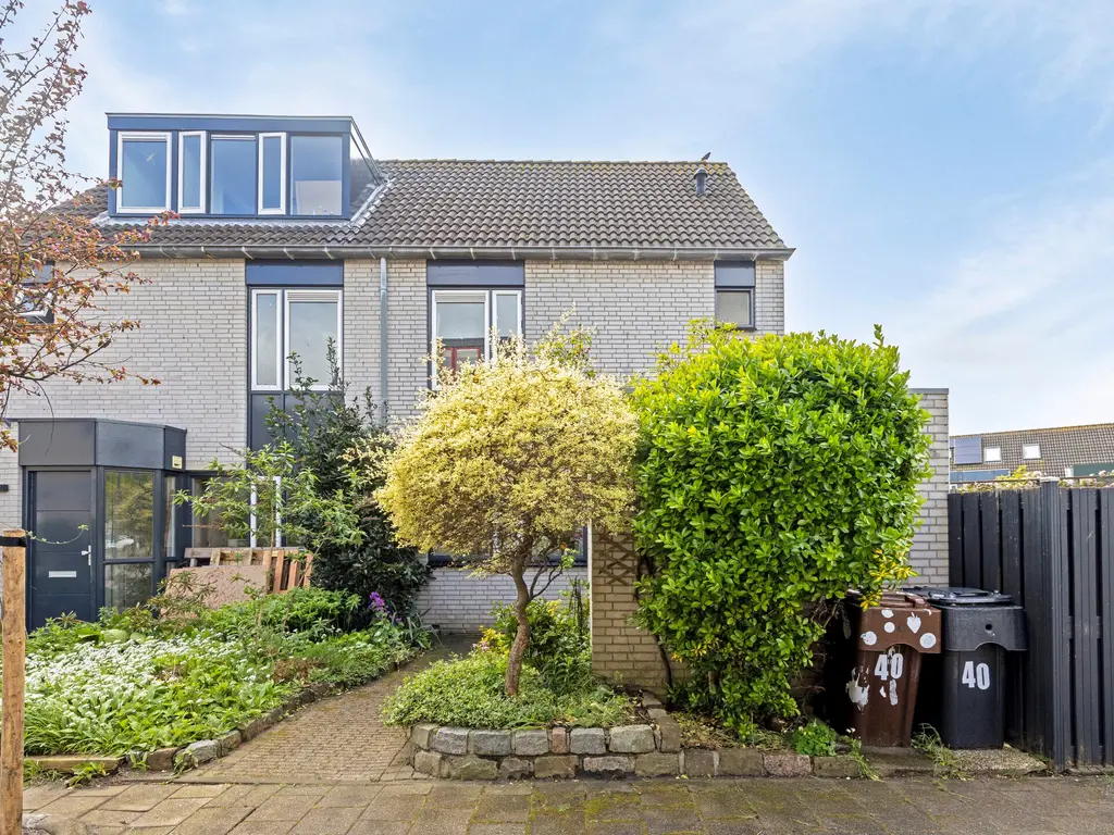 Truus van Lierpad 40, Leiden