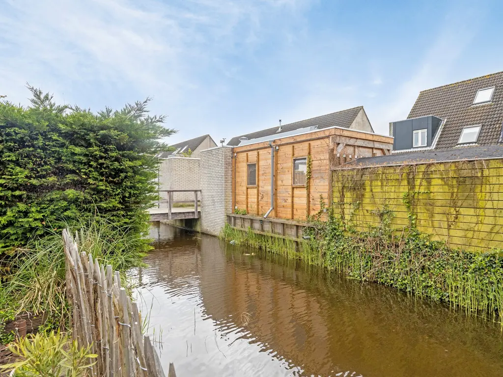 Truus van Lierpad 40, Leiden