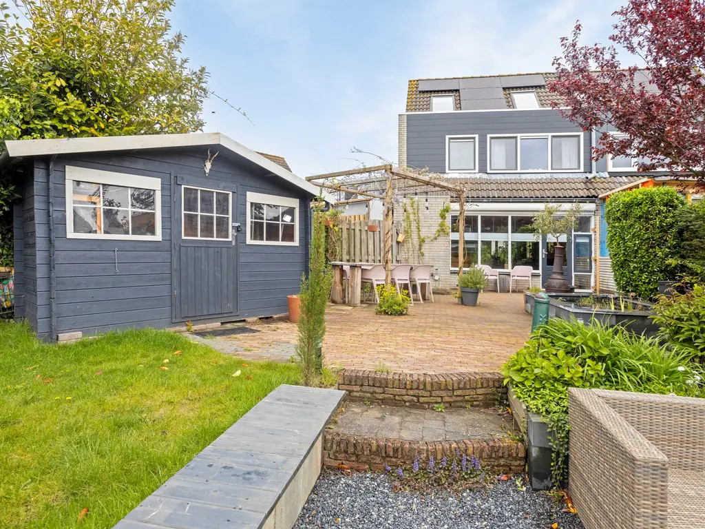 Truus van Lierpad 40, Leiden