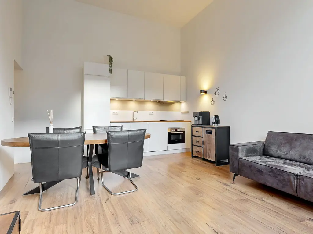 Groenhazengracht 1B, Leiden