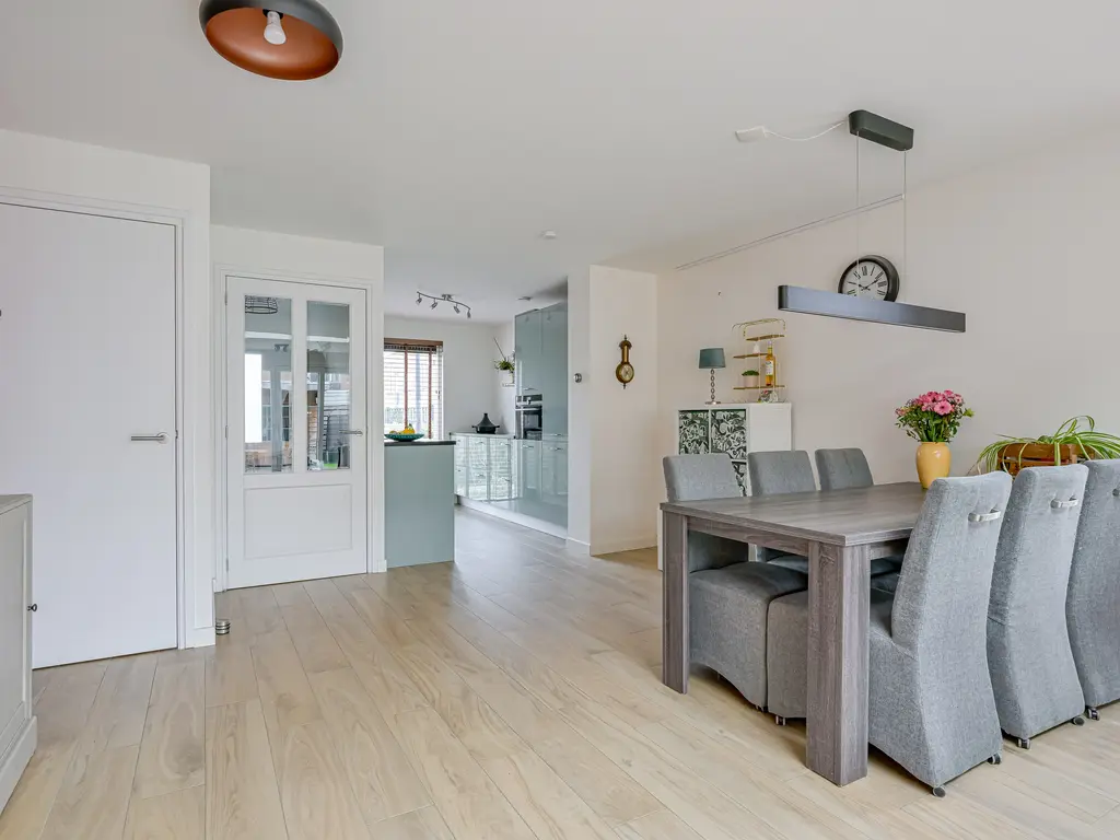 Aagje Dekentuin 28, HEERHUGOWAARD