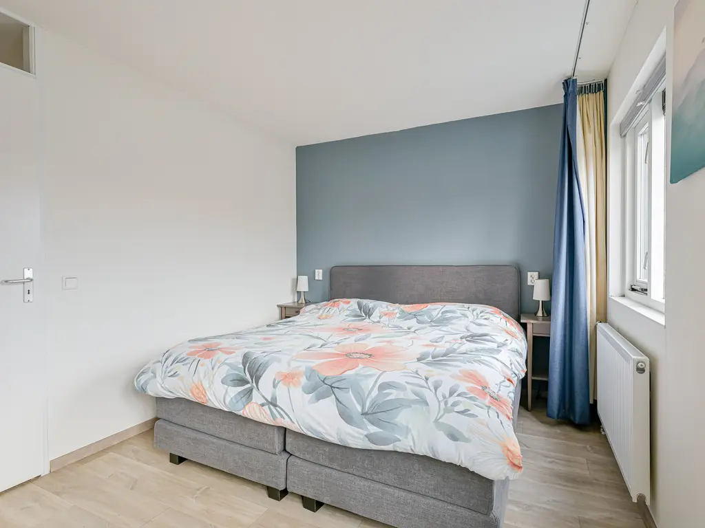 Aagje Dekentuin 28, HEERHUGOWAARD