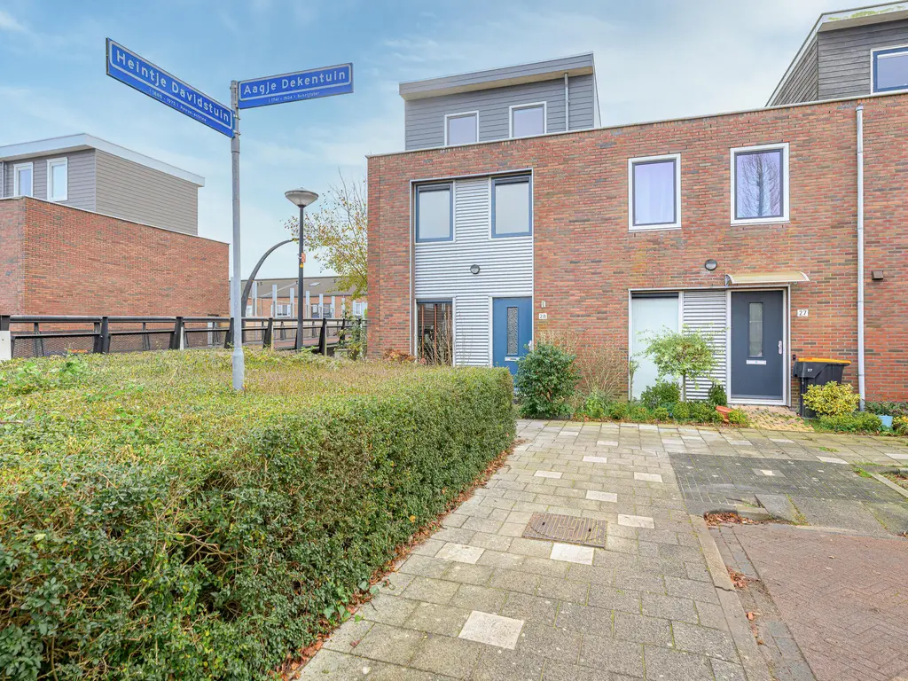 Aagje Dekentuin 28, HEERHUGOWAARD