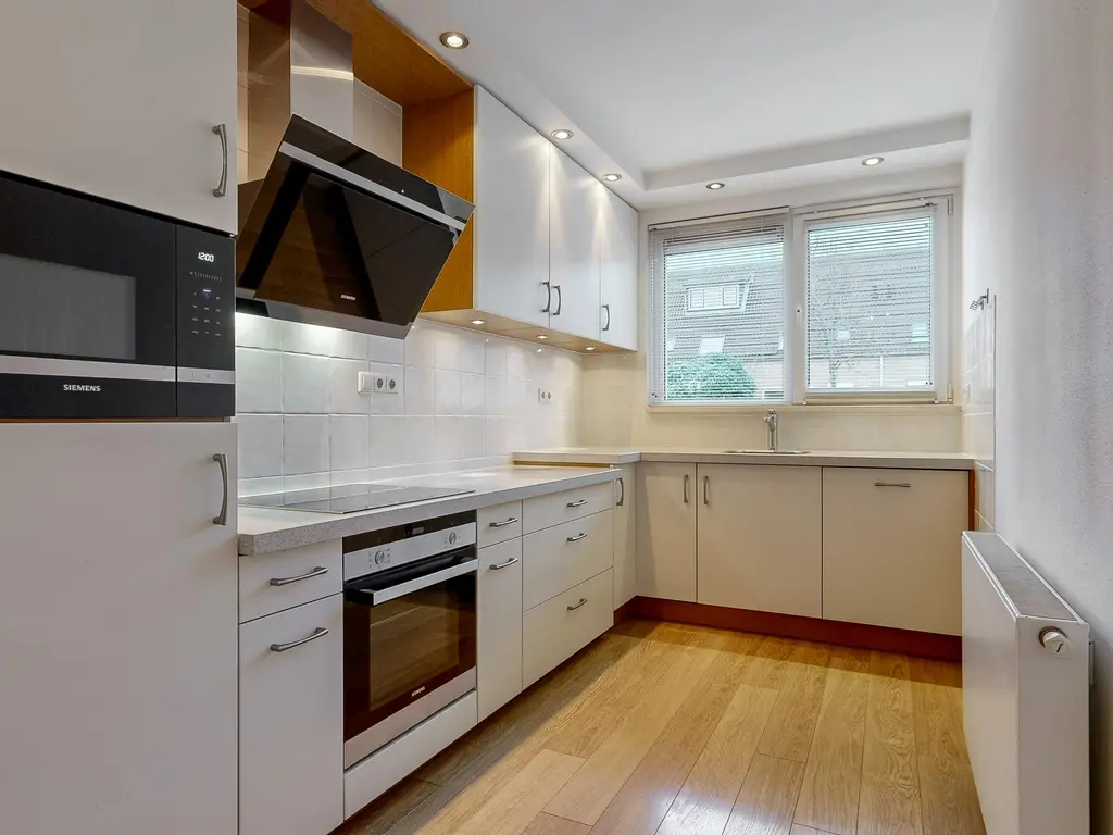 Mastbos 143, HOOFDDORP