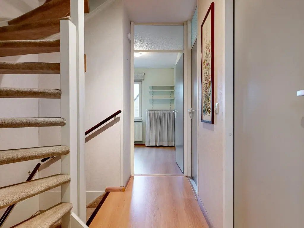 Mastbos 143, HOOFDDORP