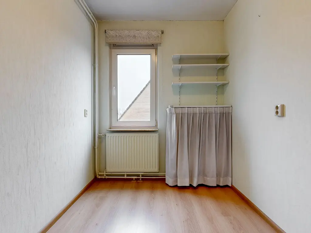 Mastbos 143, HOOFDDORP