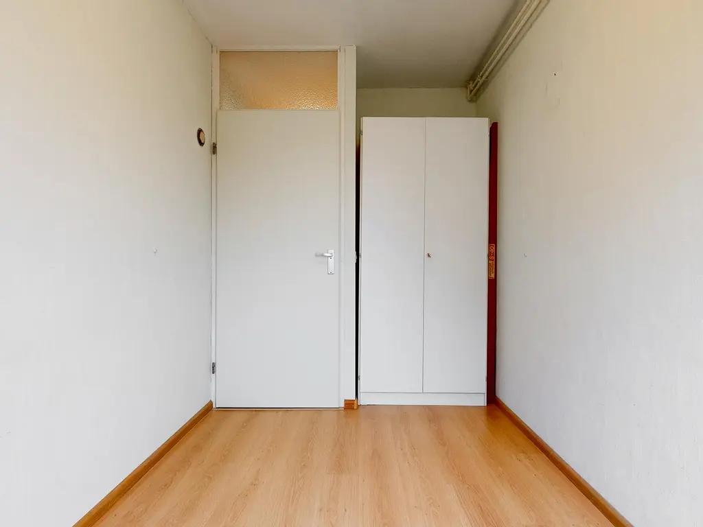 Mastbos 143, HOOFDDORP