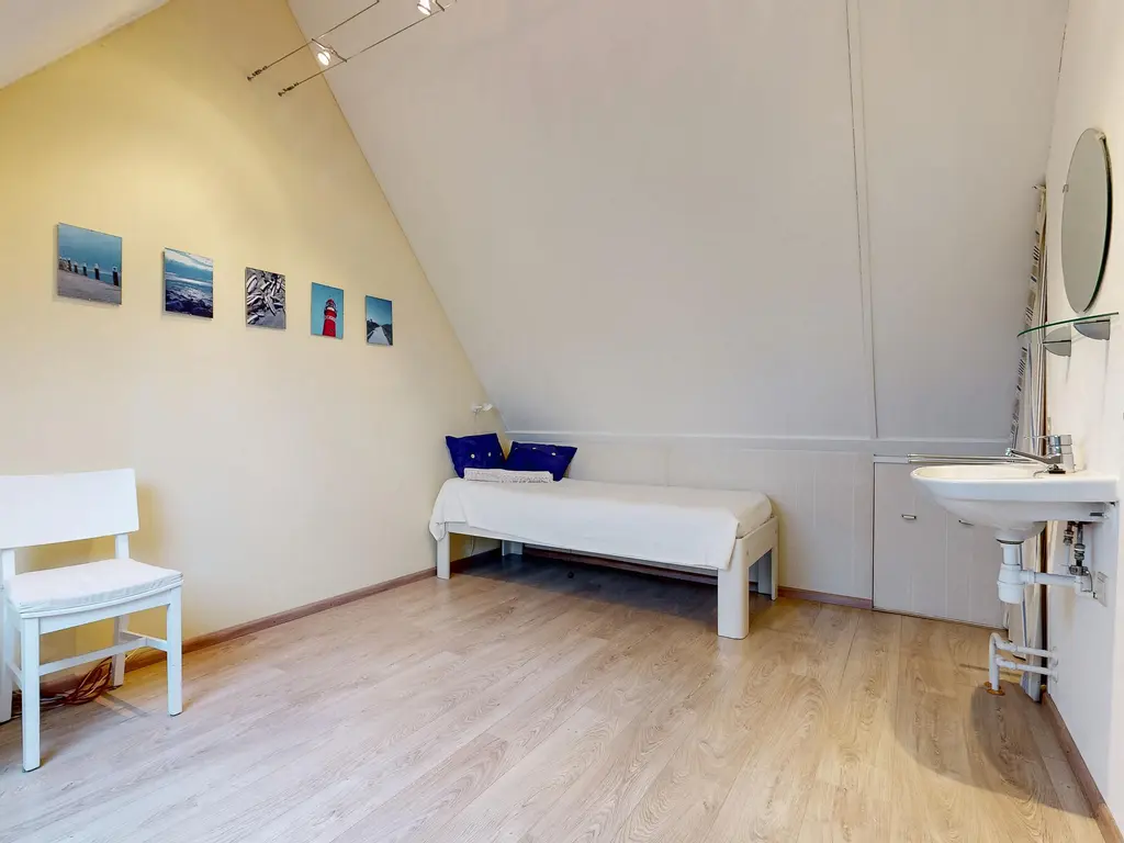 Mastbos 143, HOOFDDORP