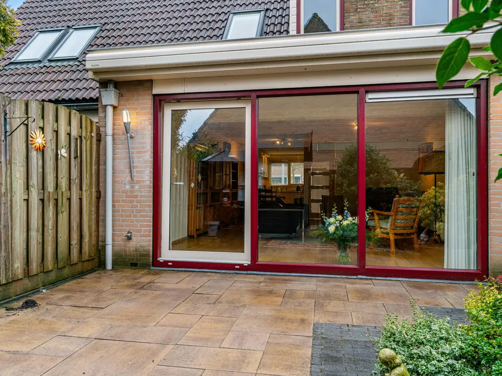 Mastbos 143, HOOFDDORP