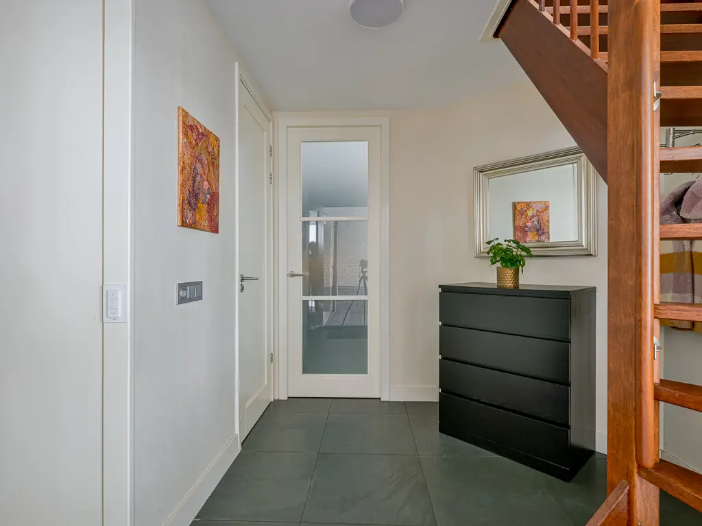 Zwarte Dolfijn 27, HEERHUGOWAARD