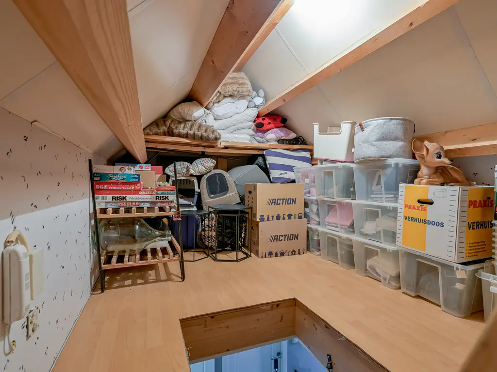 Zwarte Dolfijn 27, HEERHUGOWAARD