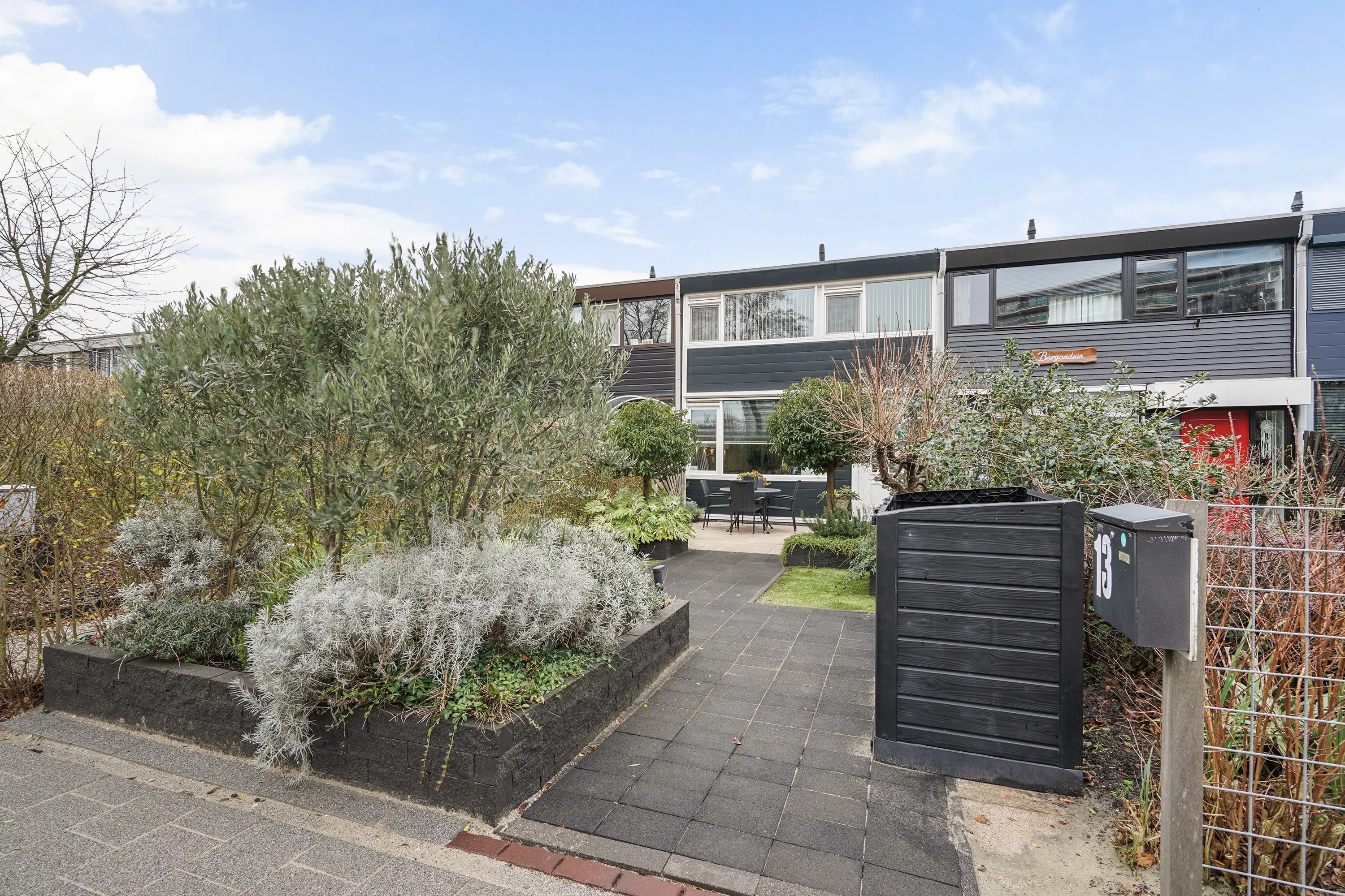 President van Heelstraat 13