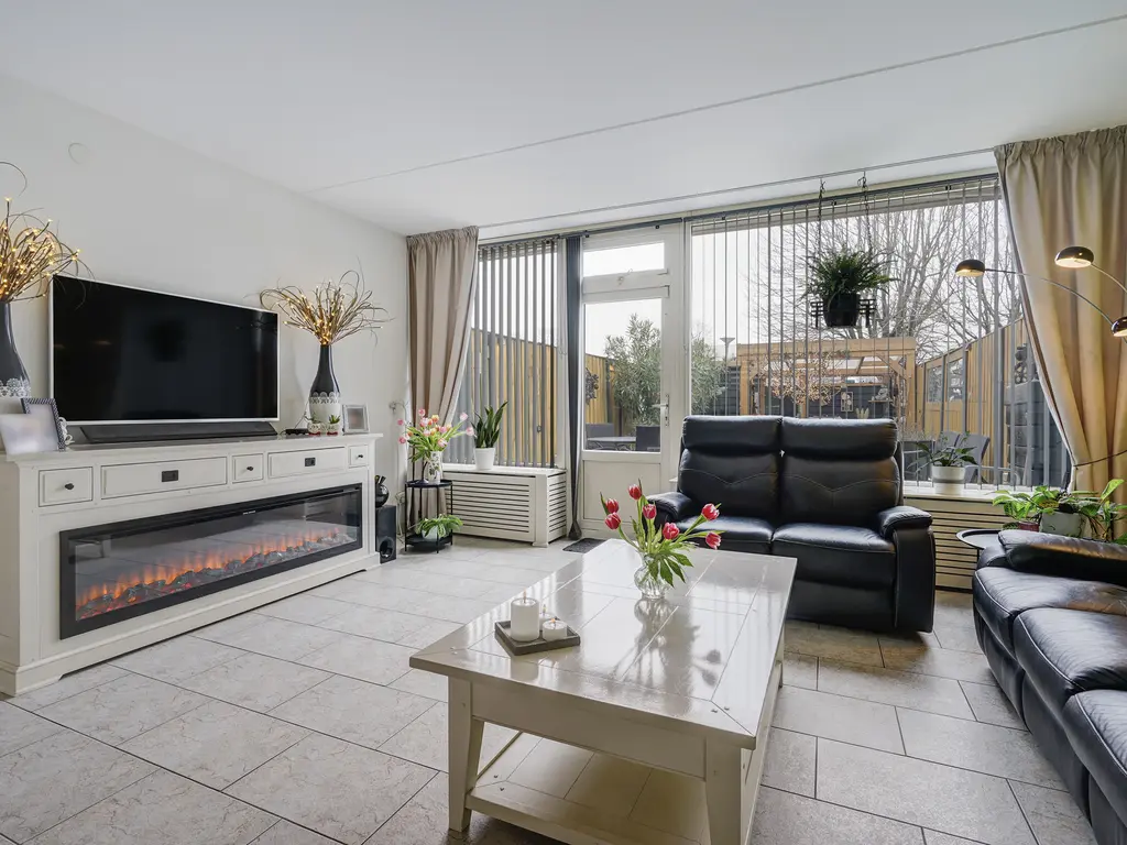 President van Heelstraat 13, HOEK VAN HOLLAND