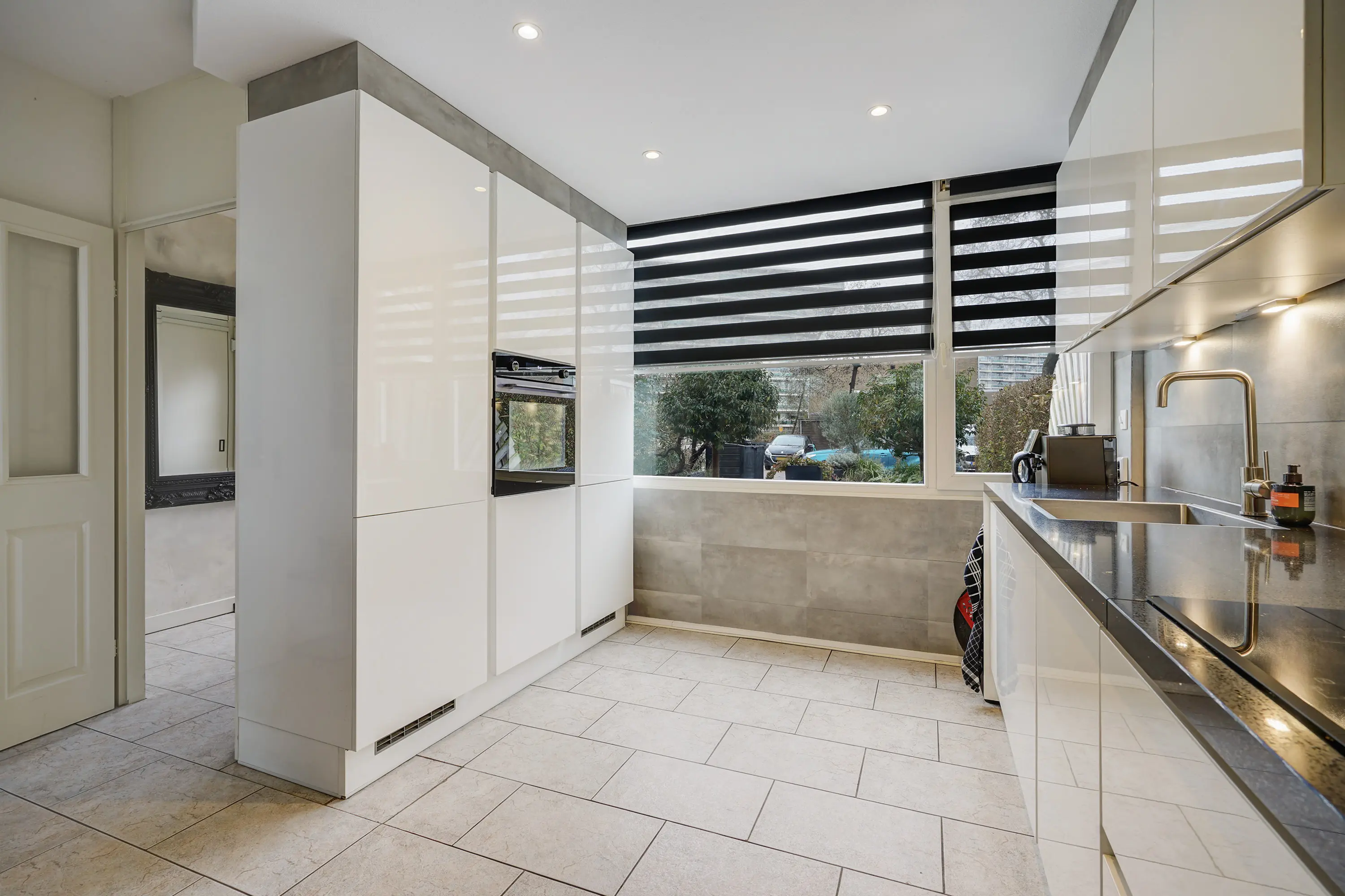 President van Heelstraat 13