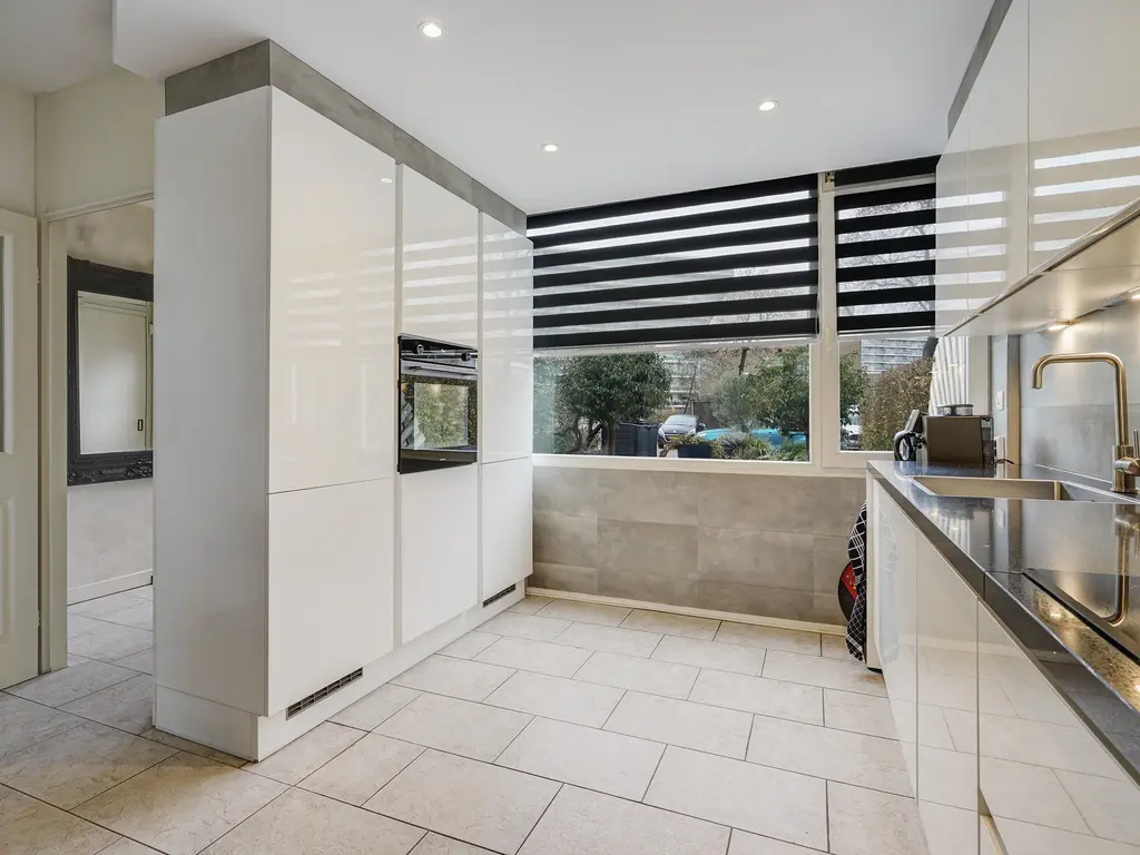 President van Heelstraat 13, HOEK VAN HOLLAND