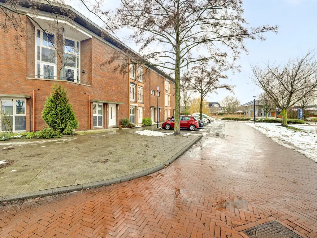 Lijsterbeswede 79, BARENDRECHT