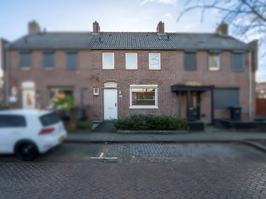 Monseigneur Evertsstraat 30, Roermond