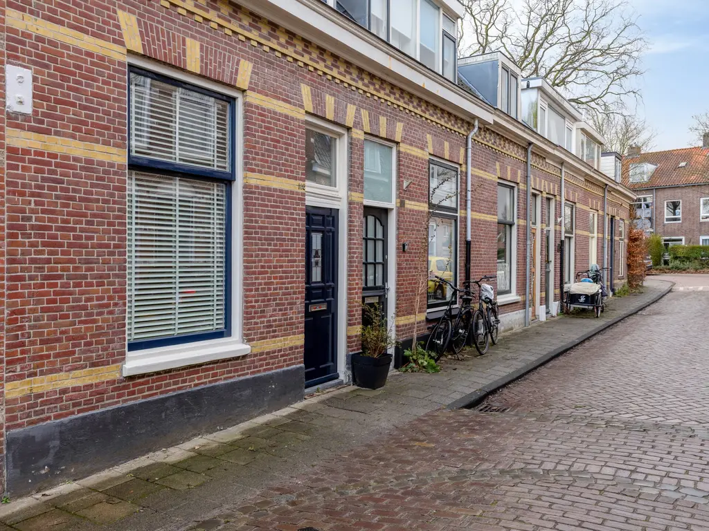 Rijndijkstraat 102, Leiden