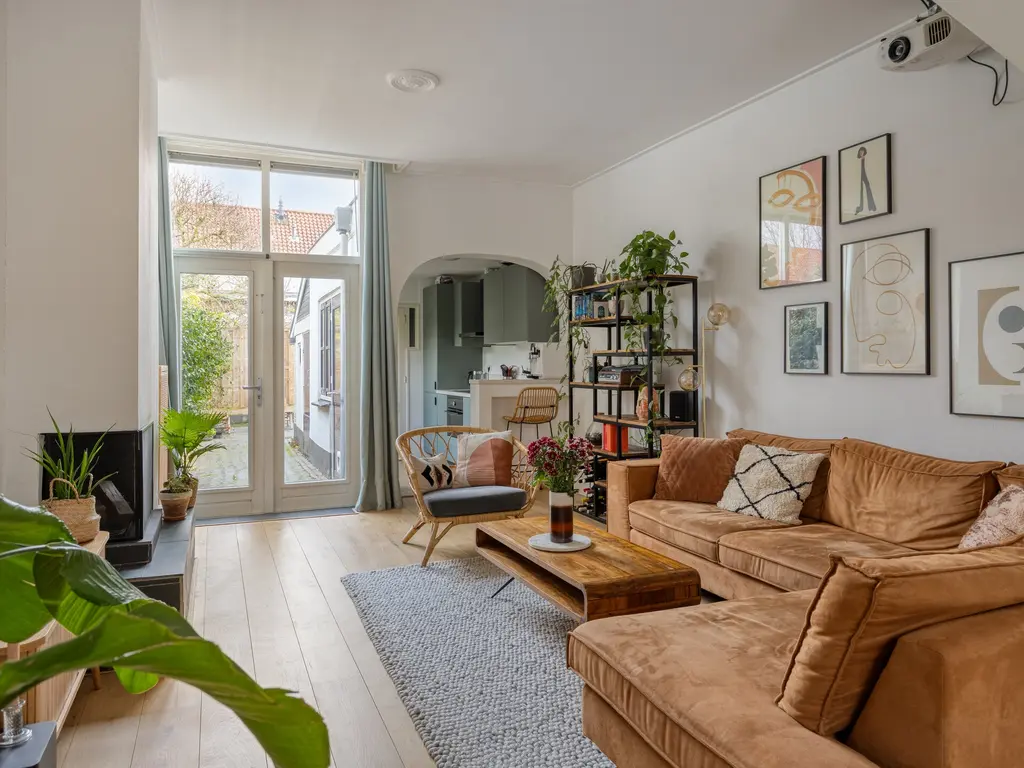 Rijndijkstraat 102, Leiden